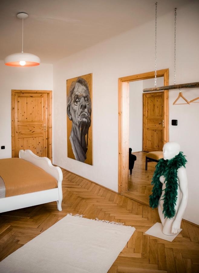 Kiki & Luky Family Apartment By Prague Castle Dış mekan fotoğraf